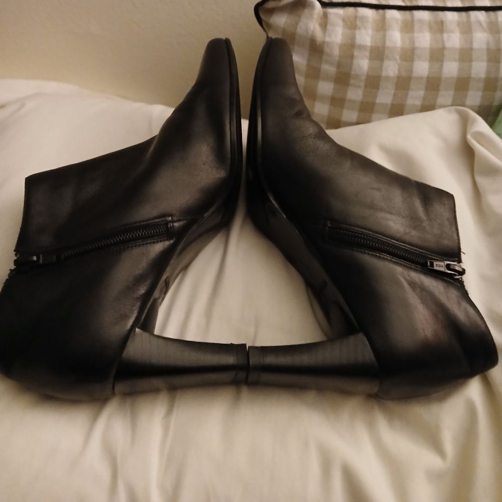 Vintage Leather Ankle Boots Size 8.5